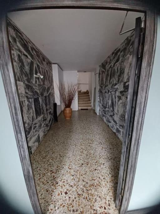 Apollo Apartment Athens/Airport Spáta المظهر الخارجي الصورة